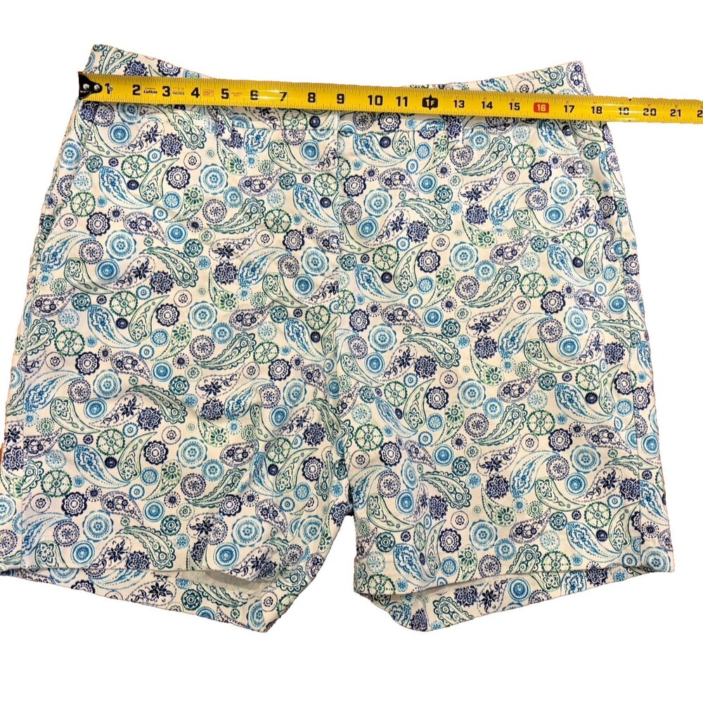 Lands End Women's Shorts Size 14 Chino Paisley Cotton Stretch Mid Rise 7" inseam - Picture 3 of 10
